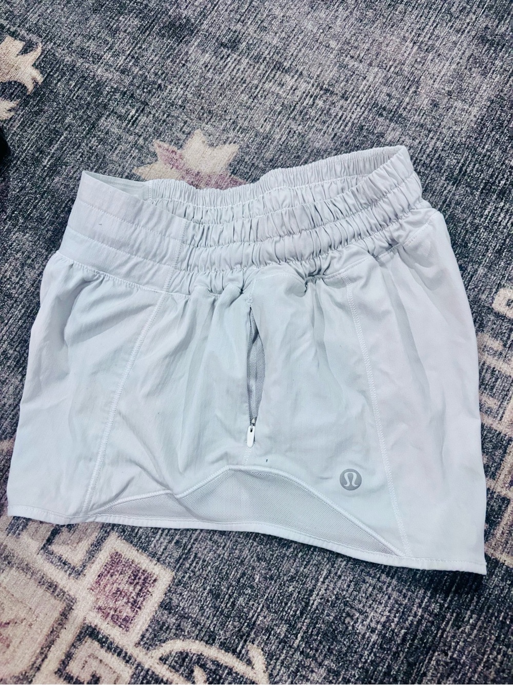Lululemon Athletica - Hotty Hot High-Rise 2.5” Lined Shorts, White